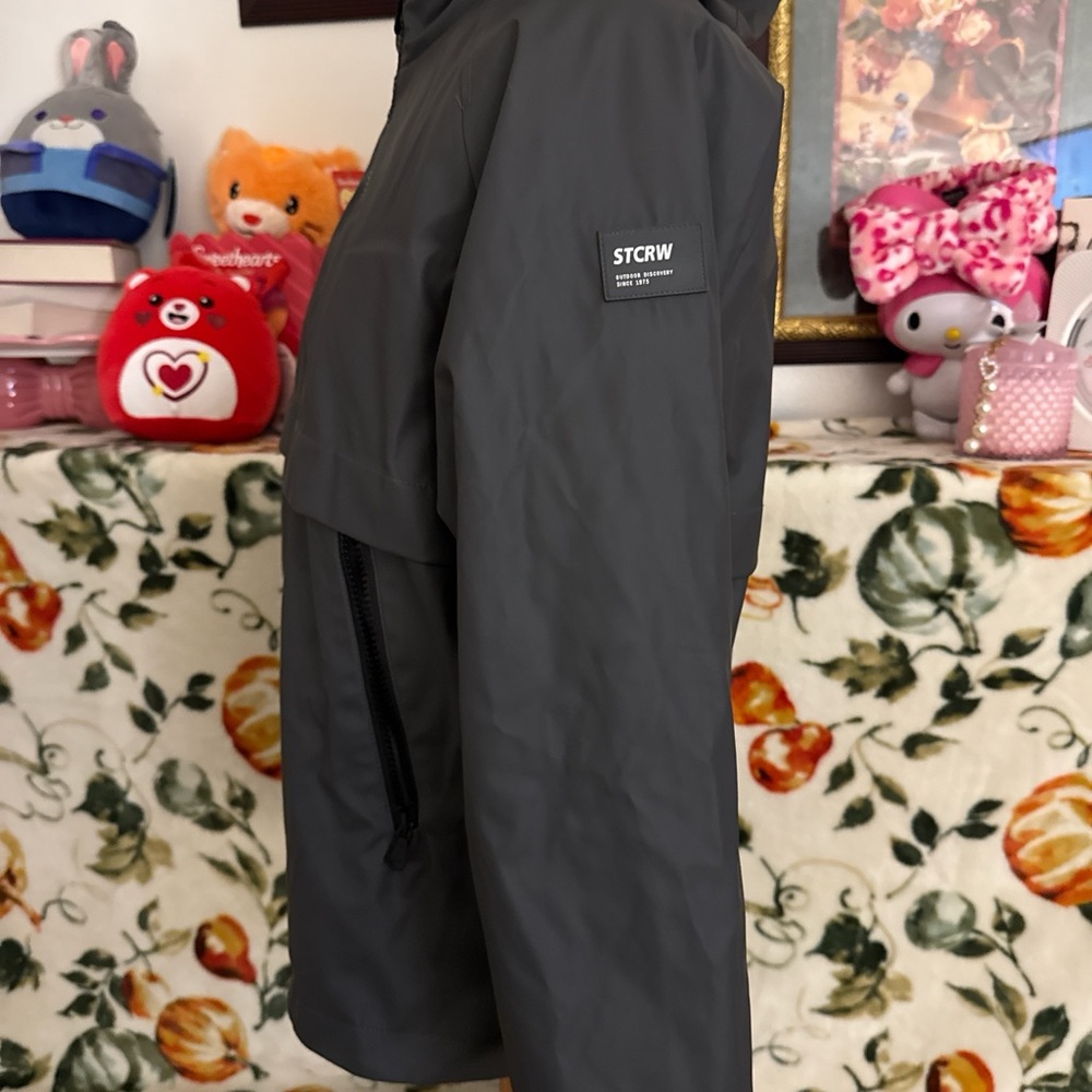 Grey rain jacket - Picture 3 of 5